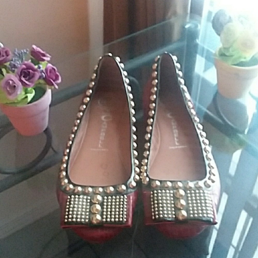 Flashy Flats